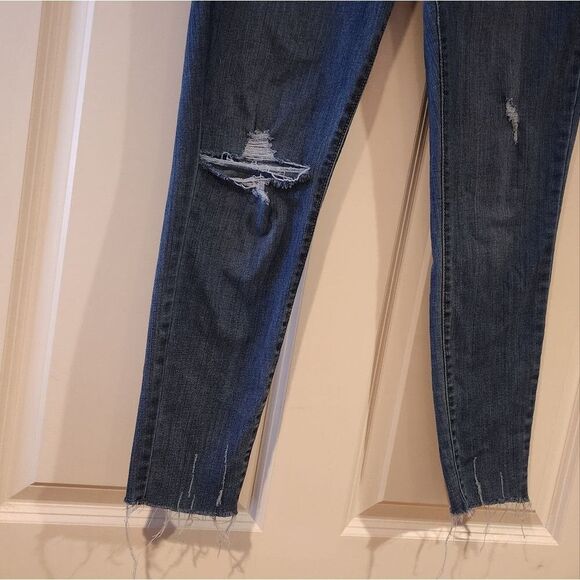 Denizen Levi's mid rise destructed style skinny jeans 10S - Picture 3 of 5